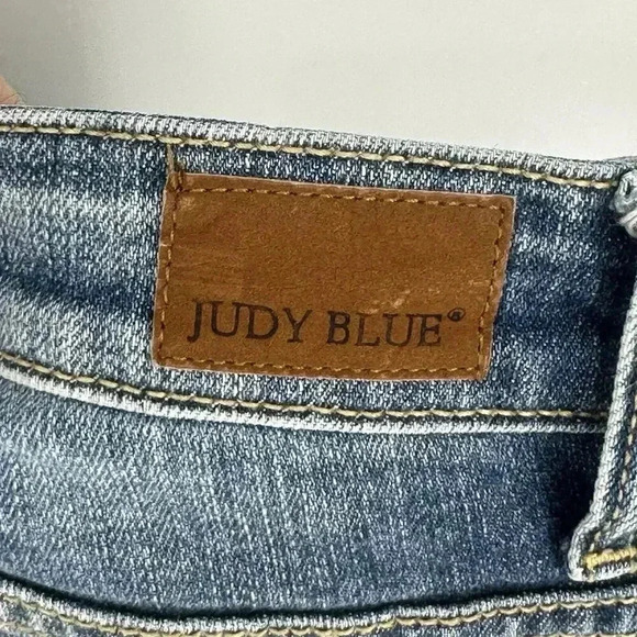 Judy Blue Jeans 15/32 Boyfriend Fit Distressed Stretch Denim Blue Style JB8286MD - Picture 11 of 15